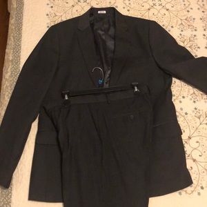 Men’s Large Calvin Klein Suit with matching pants